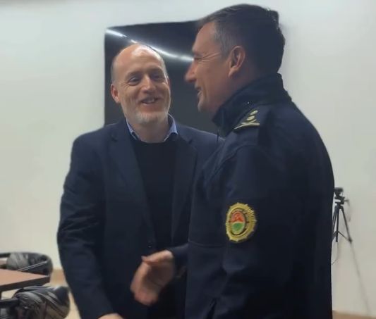 reunion policia